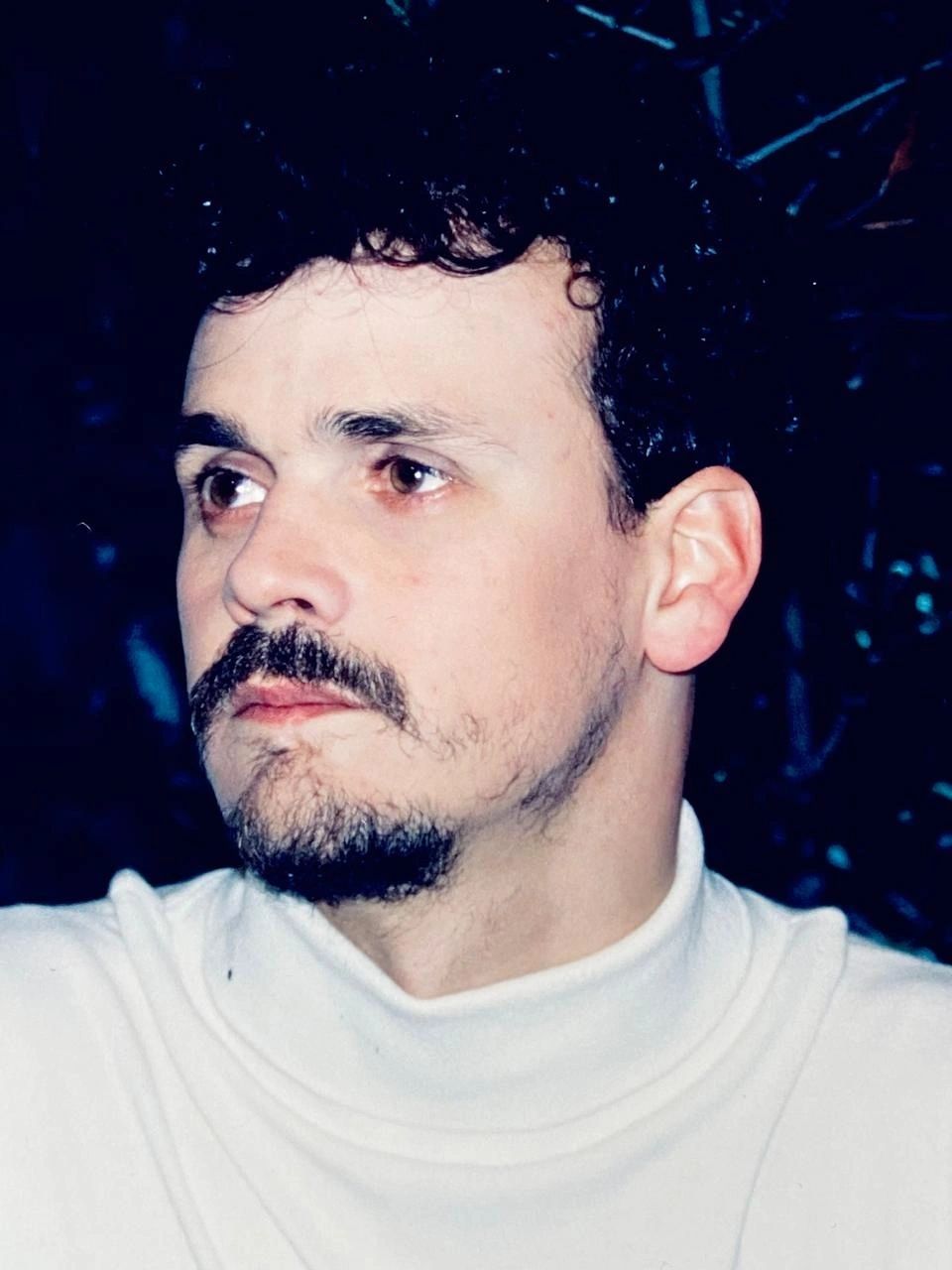 Retrato Mito Mora